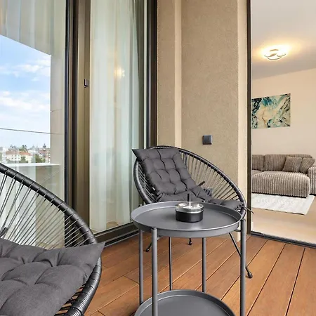 Apartment Zaha Hadid'S Sky Park Apartment With Balcony & Garage Parking Pressburg