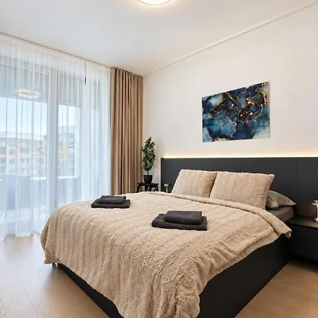 Zaha Hadid'S Sky Park Apartment With Balcony & Garage Parking Apartment Pressburg