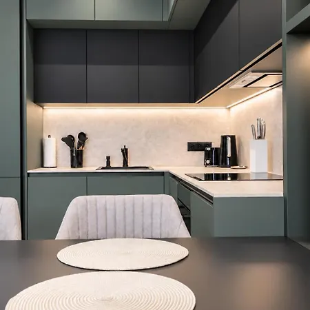 Zaha Hadid'S Sky Park Apartment With Balcony & Garage Parking Apartment *